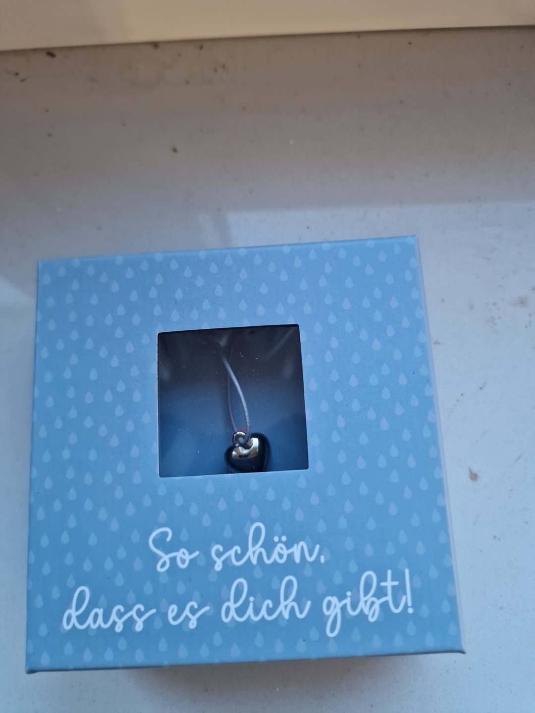 Geschenkbox "So schön, dass es dich gibt" mit Anhänger